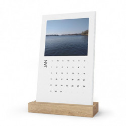 TheSingDesigns vertical desk calendar (2023)